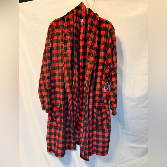 Spoiled Angel Other - Buffalo Plaid Red and Black Robe